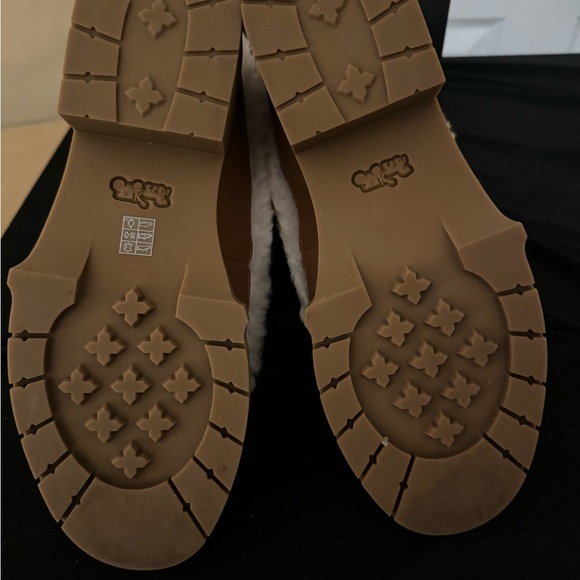 COACH LEONA SHEARLING BOOTS SZ 11 - Picture 7 of 9